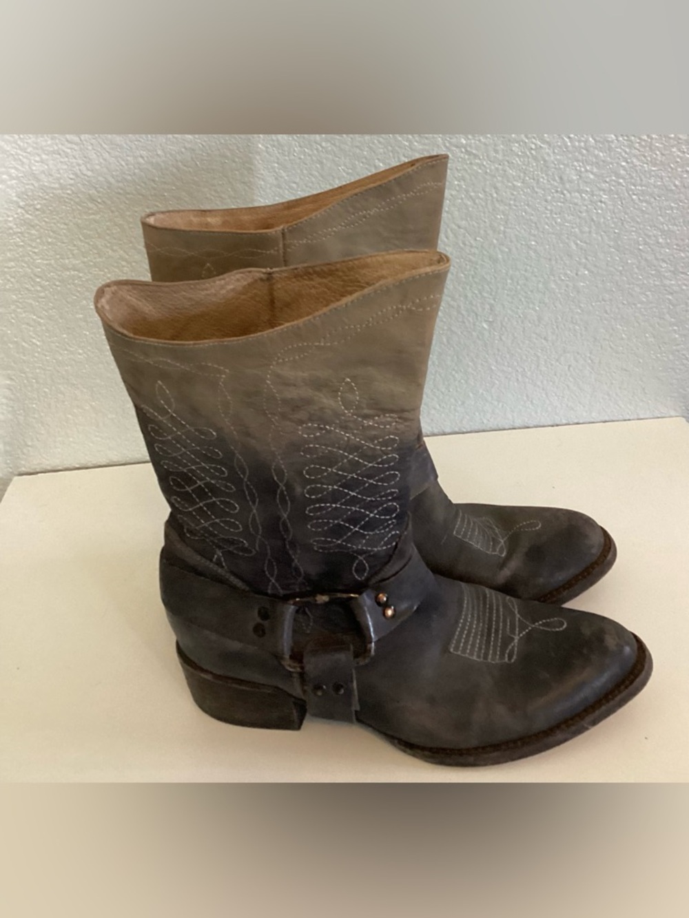 Freebird Boots - Picture 1 of 9
